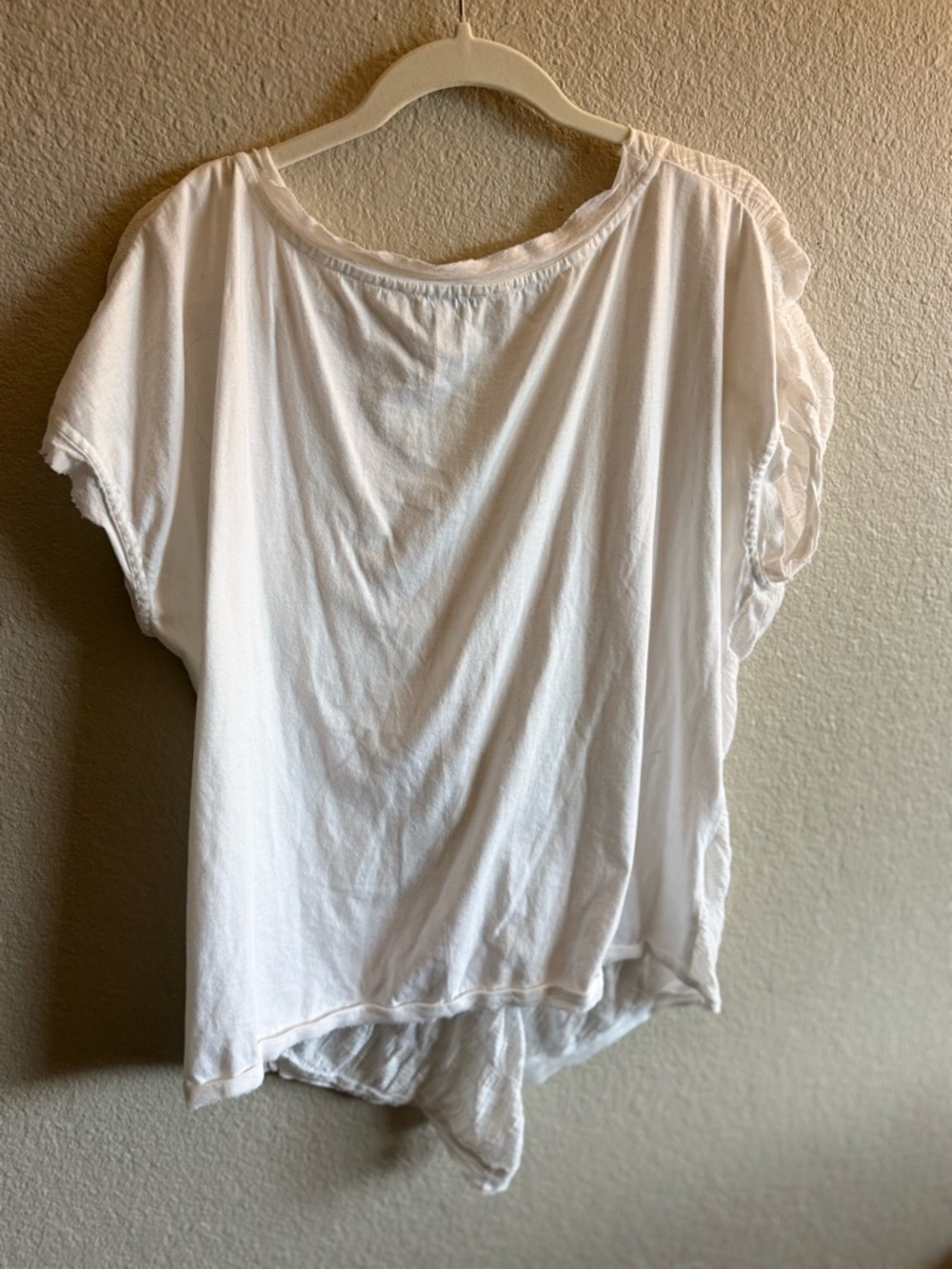 Sundance Women's XL White Textured Short Sleeve Asymmetrical Front Cotton Top - Picture 7 of 8